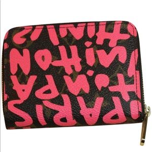 Louis Vuitton graffiti zippy coin purse wallet